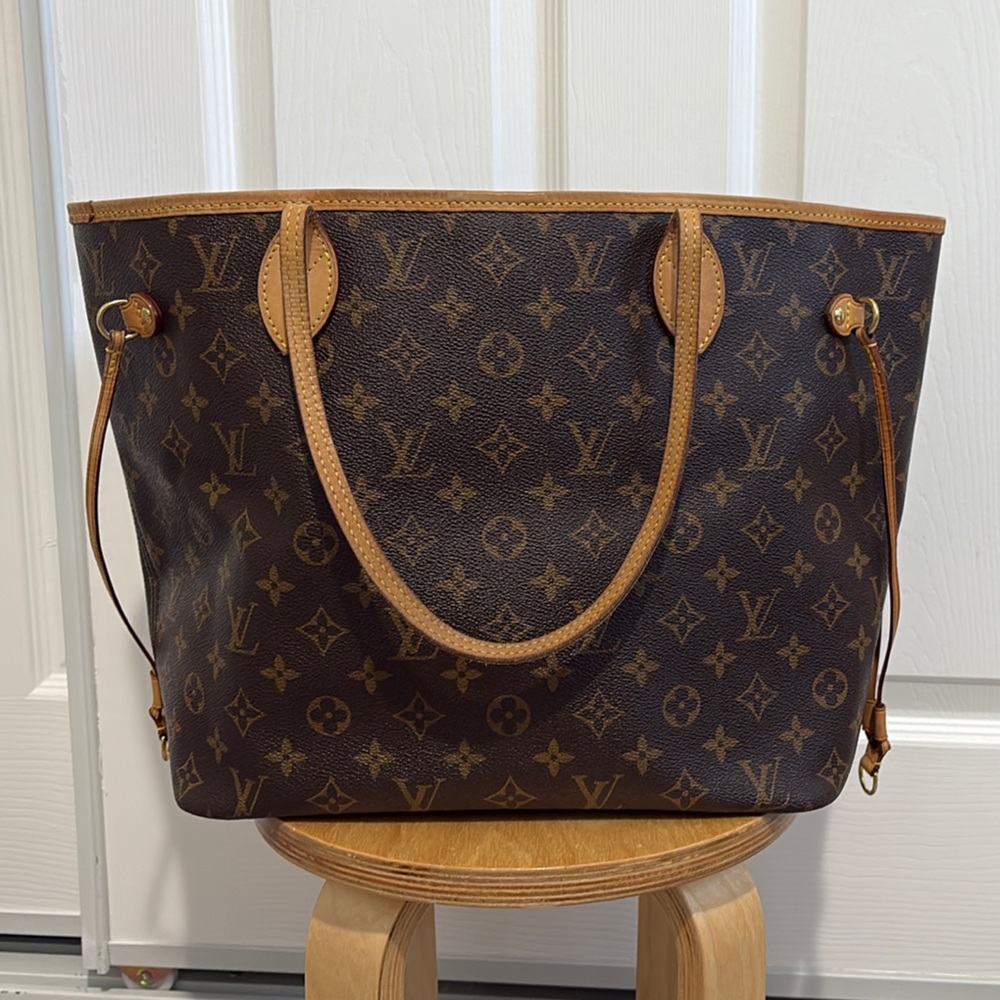 Louis Vuitton Monogram Canvas Tote with Vachetta Trim - Brown/Tan with organizer